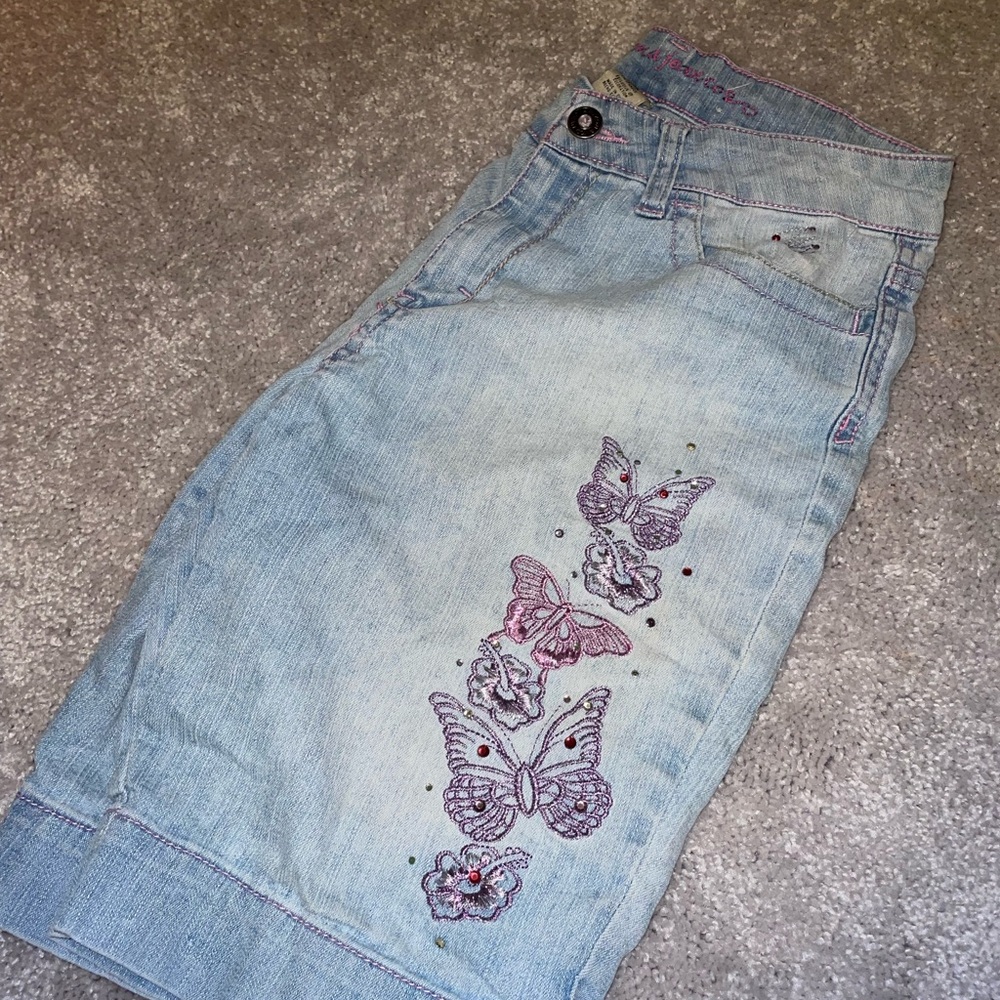 Y2K Vintage Trendy Embroidered Butterfly Denim Shorts | Arizona Jeans